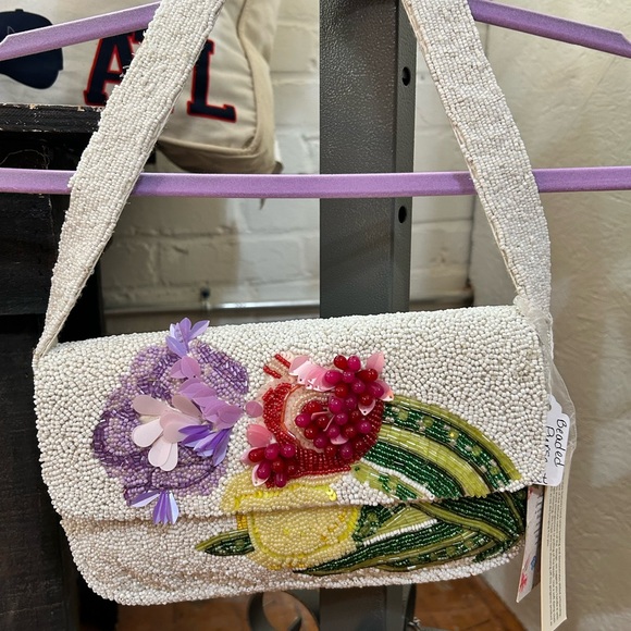 Handbags - Beaded Floral Women's Bag